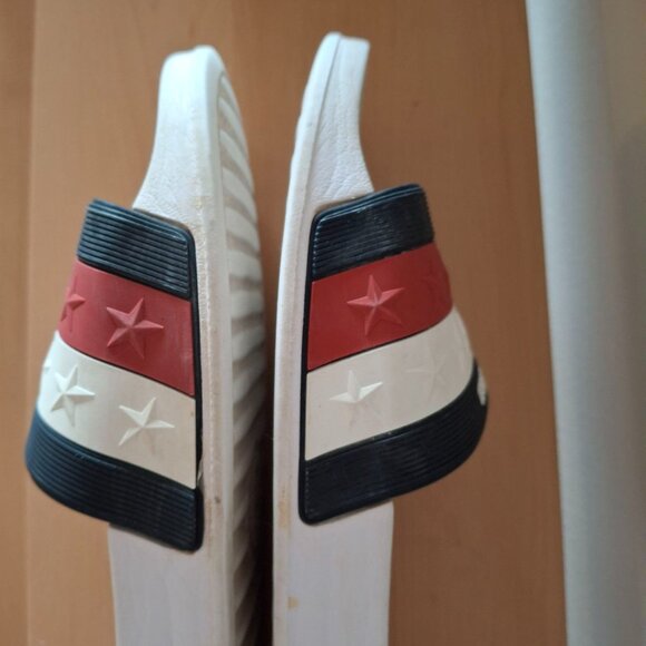 Tommy Hilfiger Women's Rubber Slide Sandals - White/Red/Blue Stripes - Picture 5 of 6